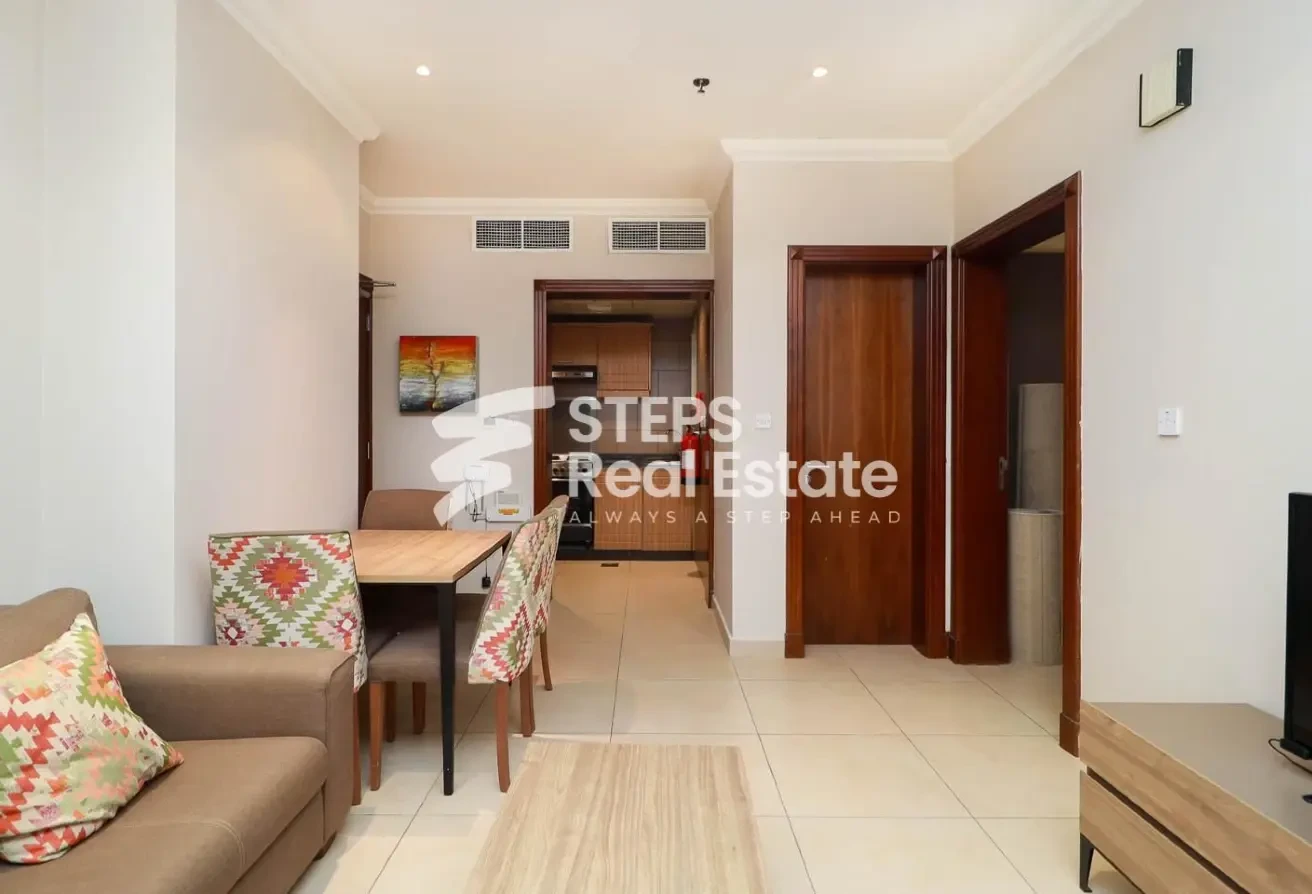 Fully Furnished 1BHK Flat in Al Doha Al Jadeeda - Apartment in Hadramout Street