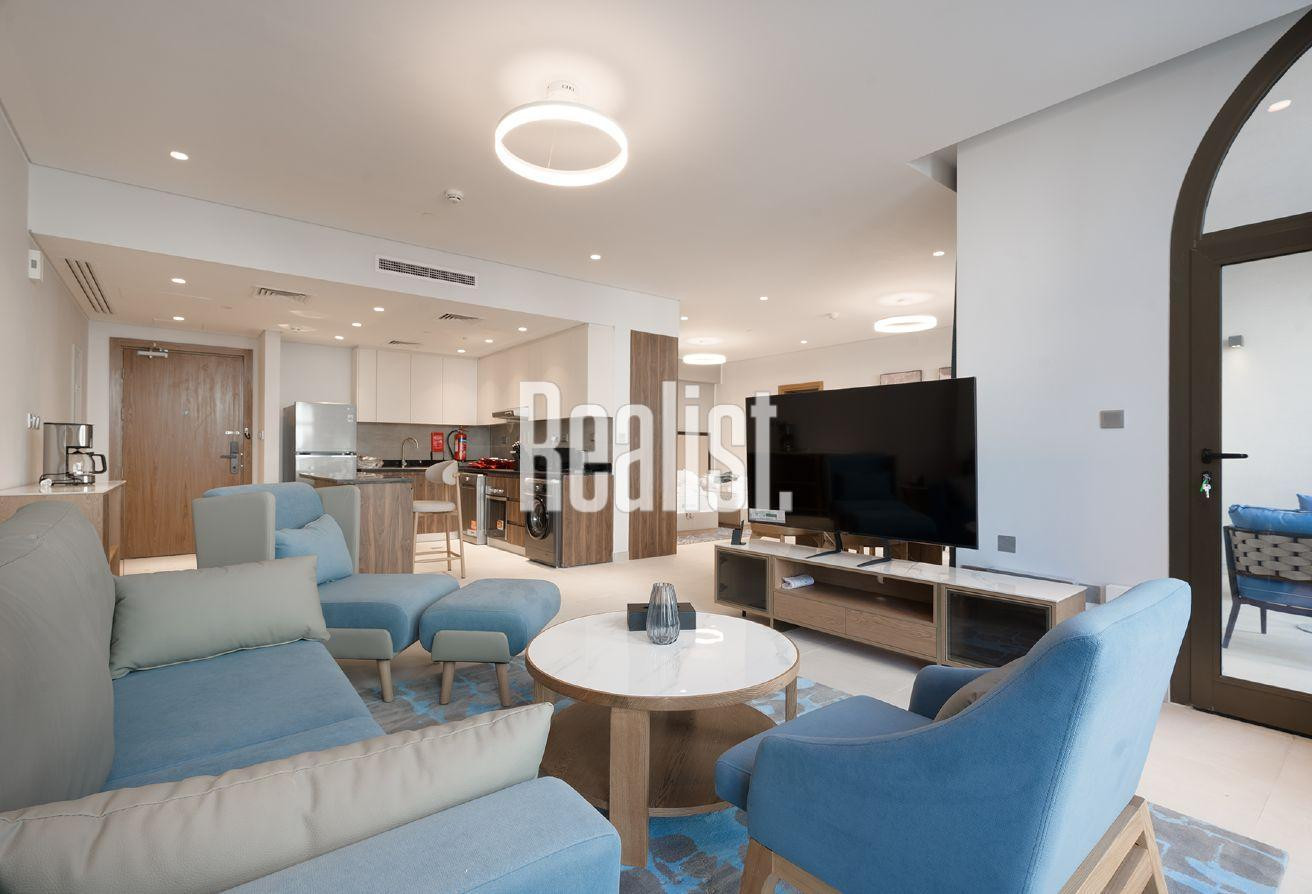 PREMIUM STUDIO | FURNISHED WITH BALCONY | NO BILLS - Studio Apartment in La Plage West