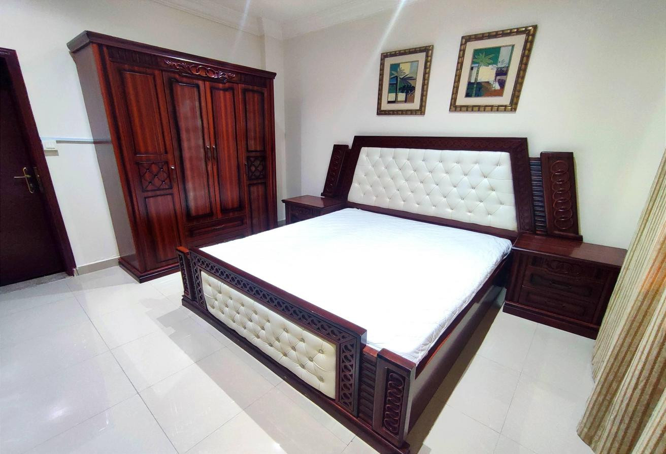 Spacious 2 bedroom apartment in Al sadd - Apartment in Al Sadd Road