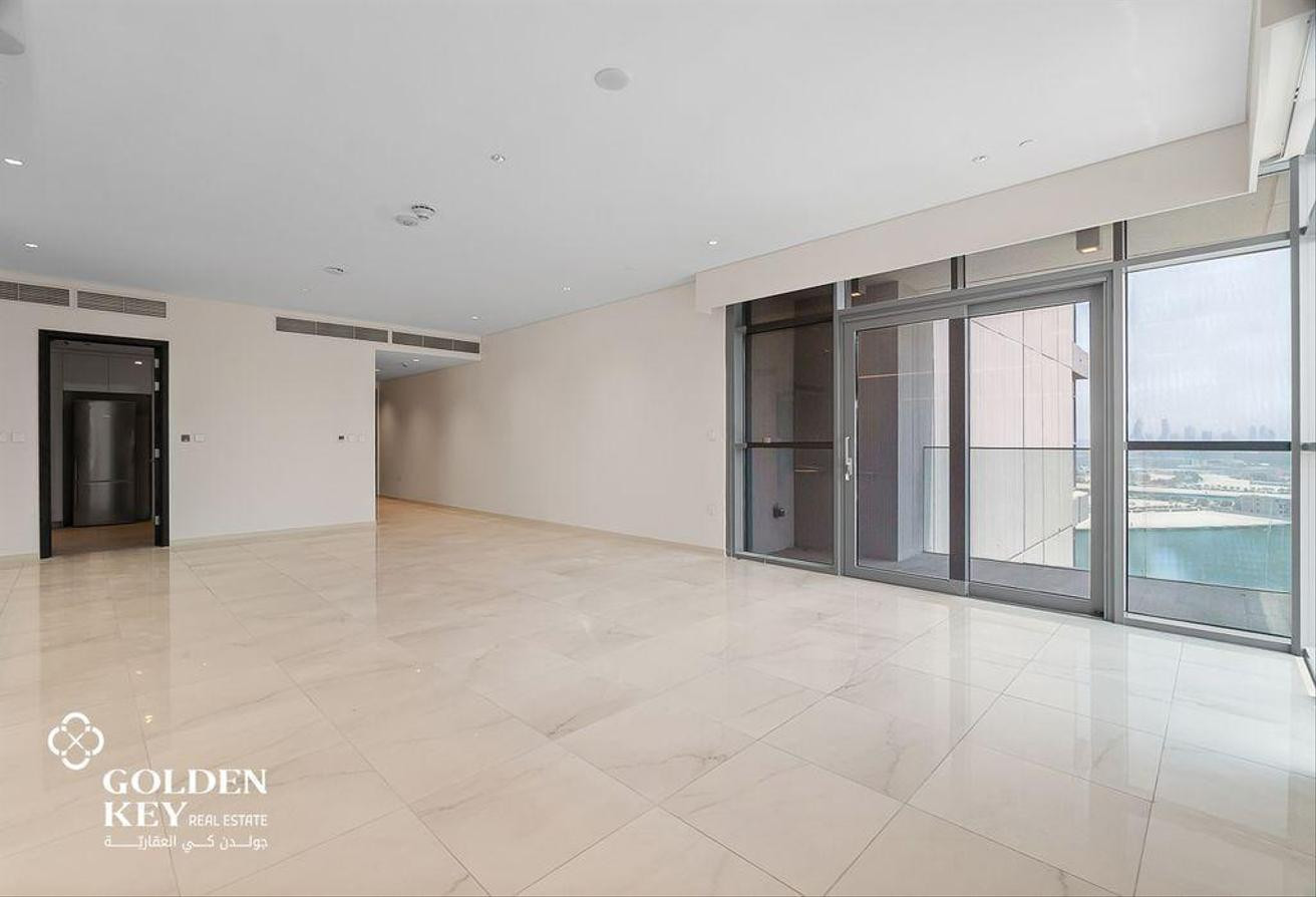 Sea View | 2BR+ Balcony | Semi-Furnished | Lusail - Apartment in Seef Lusail
