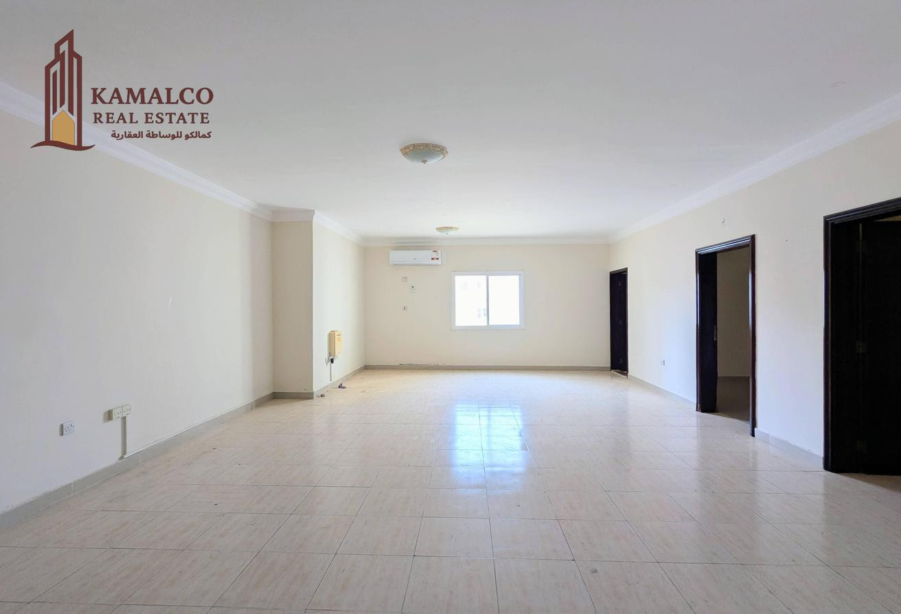 Unfurnished | Spacious 2BHK | In Affordable Price - Apartment in Muntazah 7
