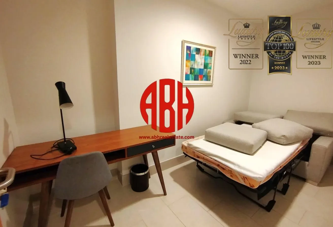 ELEGANT 1 BDR + OFFICE | NO COMM | ALL BILLS PAID - Apartment in Viva East