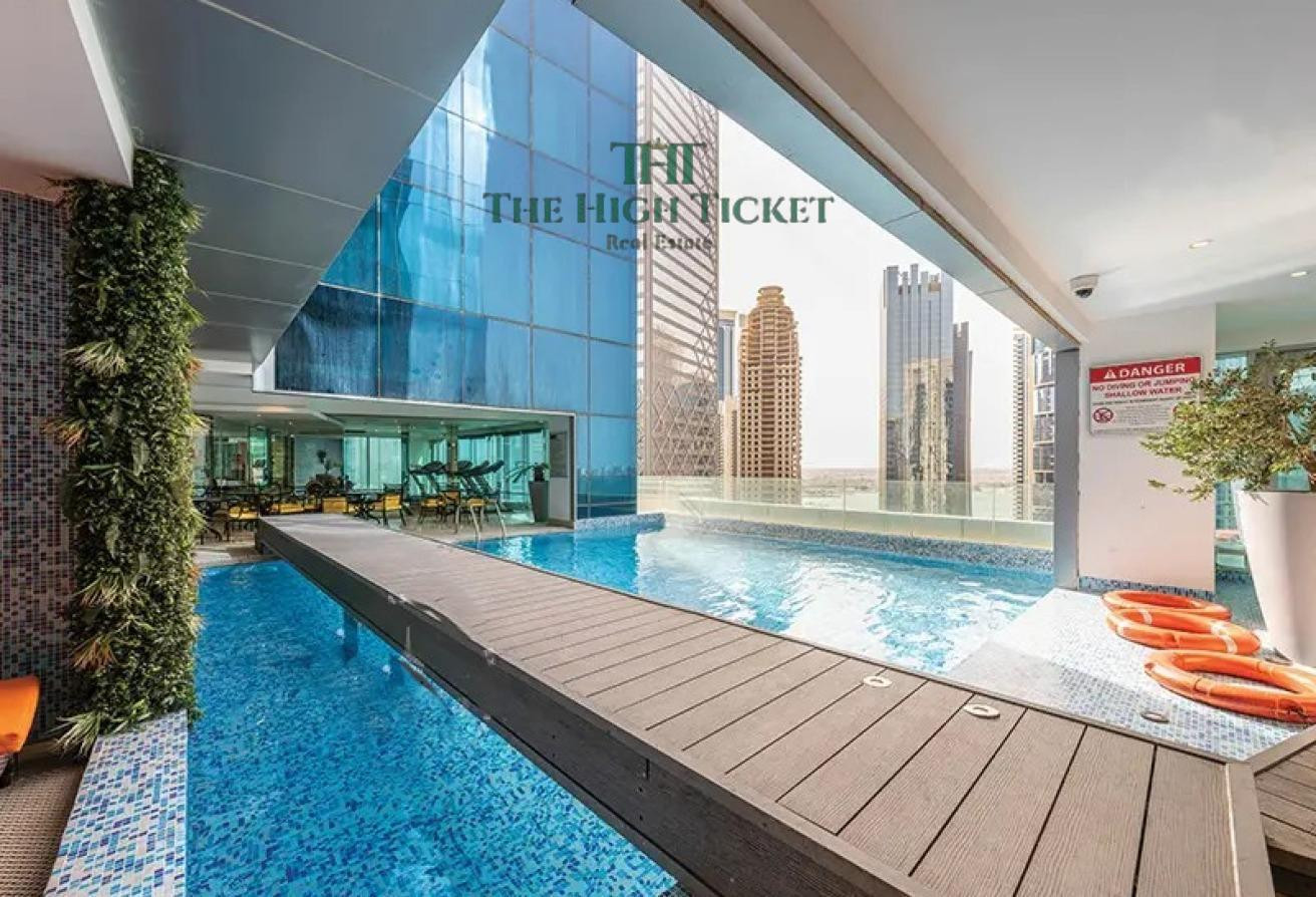 Elegant 2BHK Apartment | FF | Indoor Pool and Gym