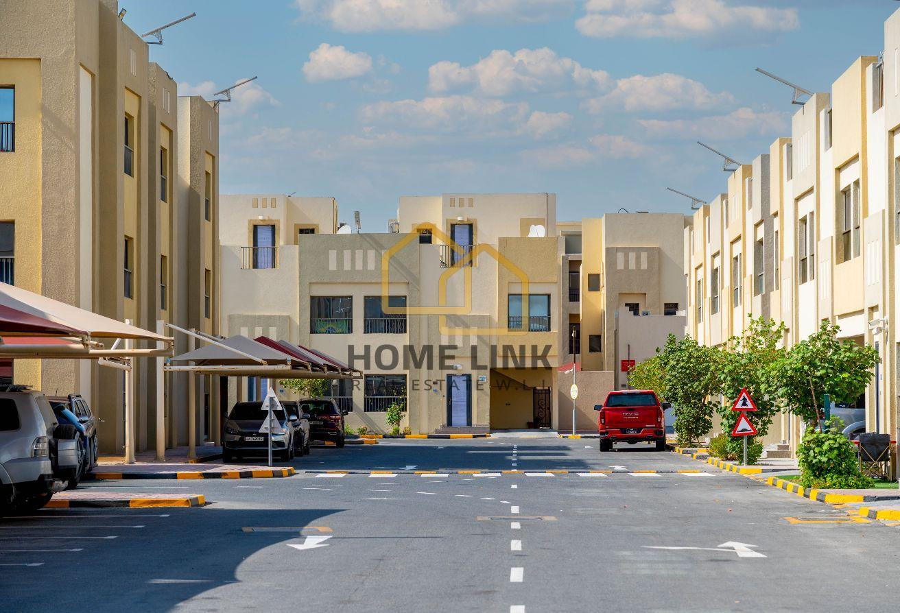 HOT OFFER | NO COMMISSION | 2BR APARTMENT FREEHOLD - Apartment in Al Wukair
