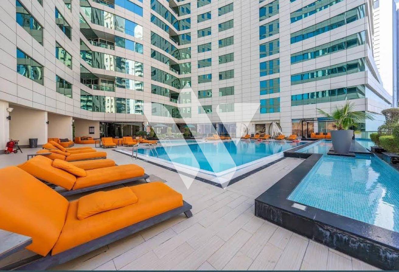 4BR | FF | Luxury and Serviced | Private Pool