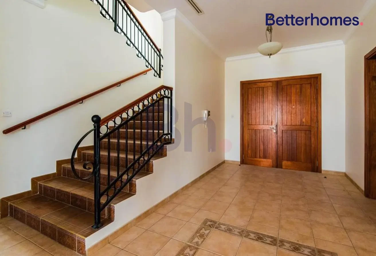 SPACIOUS | 3 BEDROOMS WITH MAID ROOM - Compound Villa in Ain Khaled