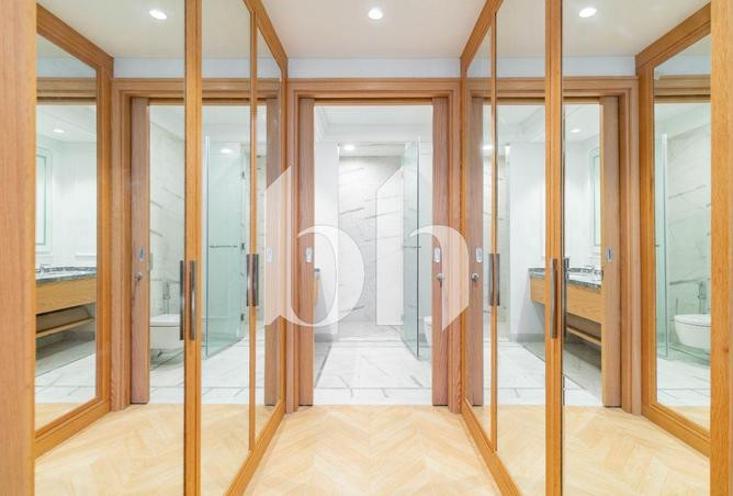 Premium 3BHK Stunning Flat with Full Marina View