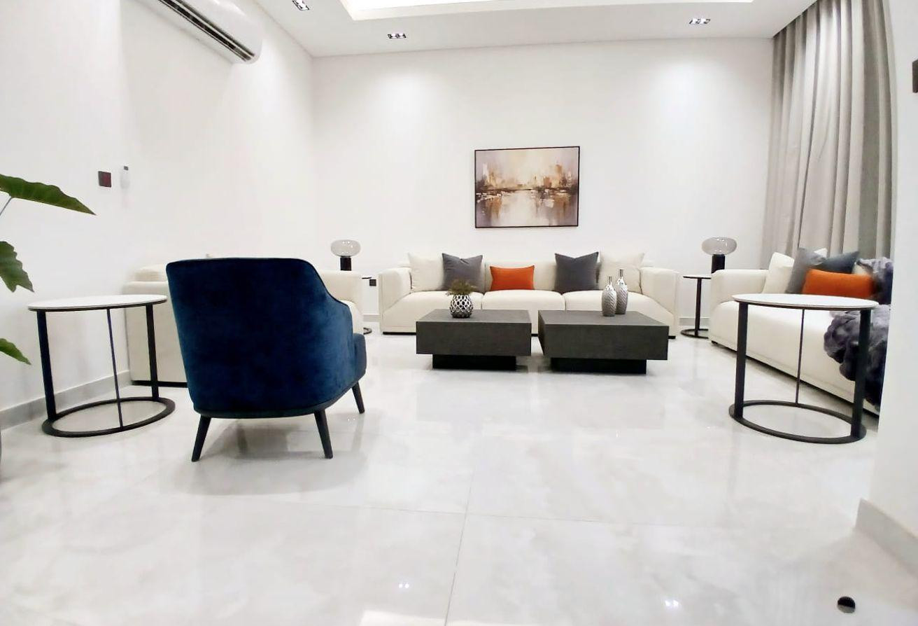 Spacious villa fully furnished for rent/ 7 bedroom - Villa in Al Thumama