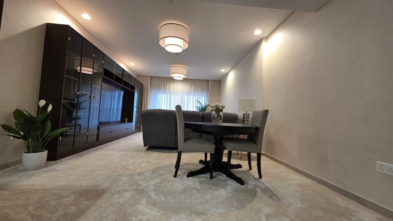 Elegant |1BHK | FF | With Balcony | Sea View - Apartment in Viva West