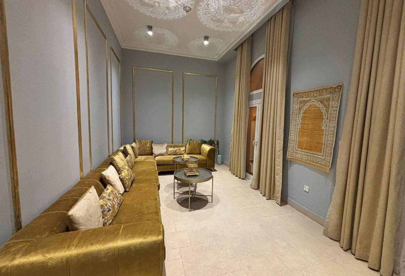 Elegant 3BR Casa Terrace with Canal View - Apartment in Murano