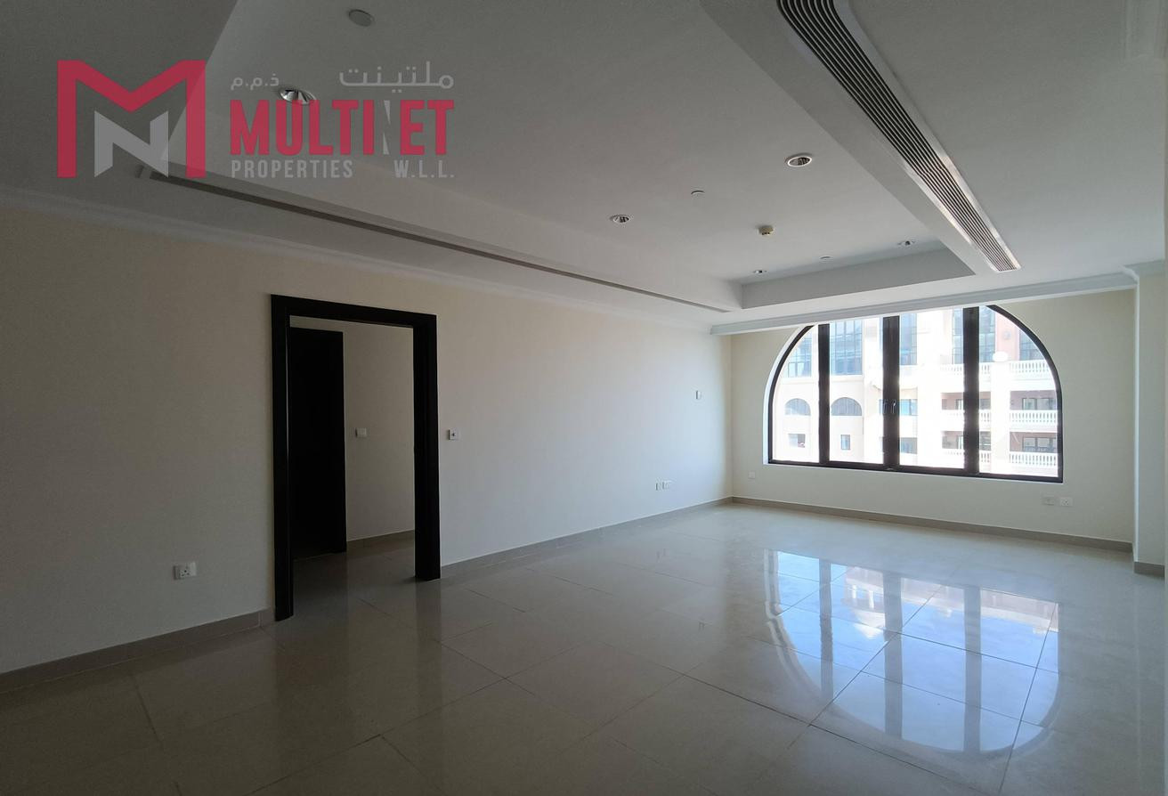 Elegant 1 BHK SF | Luxury Living in the Pearl - Apartment in East Porto Drive