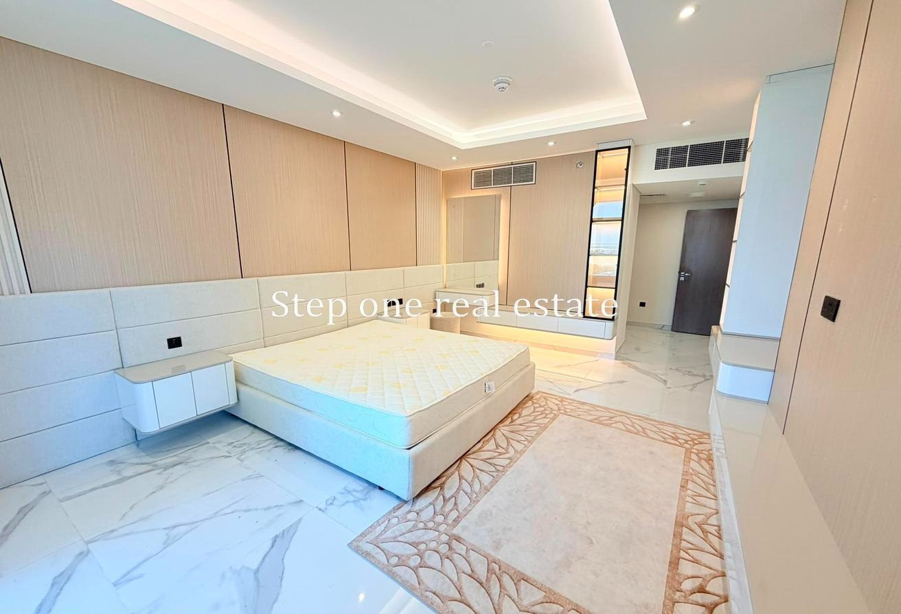 BRAND NEW ONE BEDROOM/FULLY FURNISHED/ INCLUDING