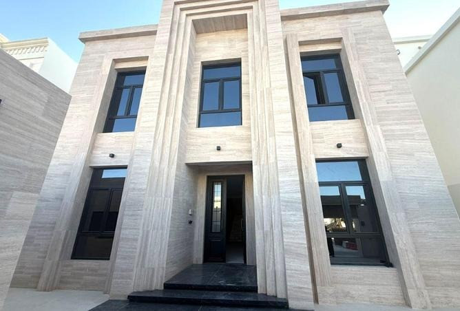 Brand New 7 Master BR Villa w/Pool & Elevator!