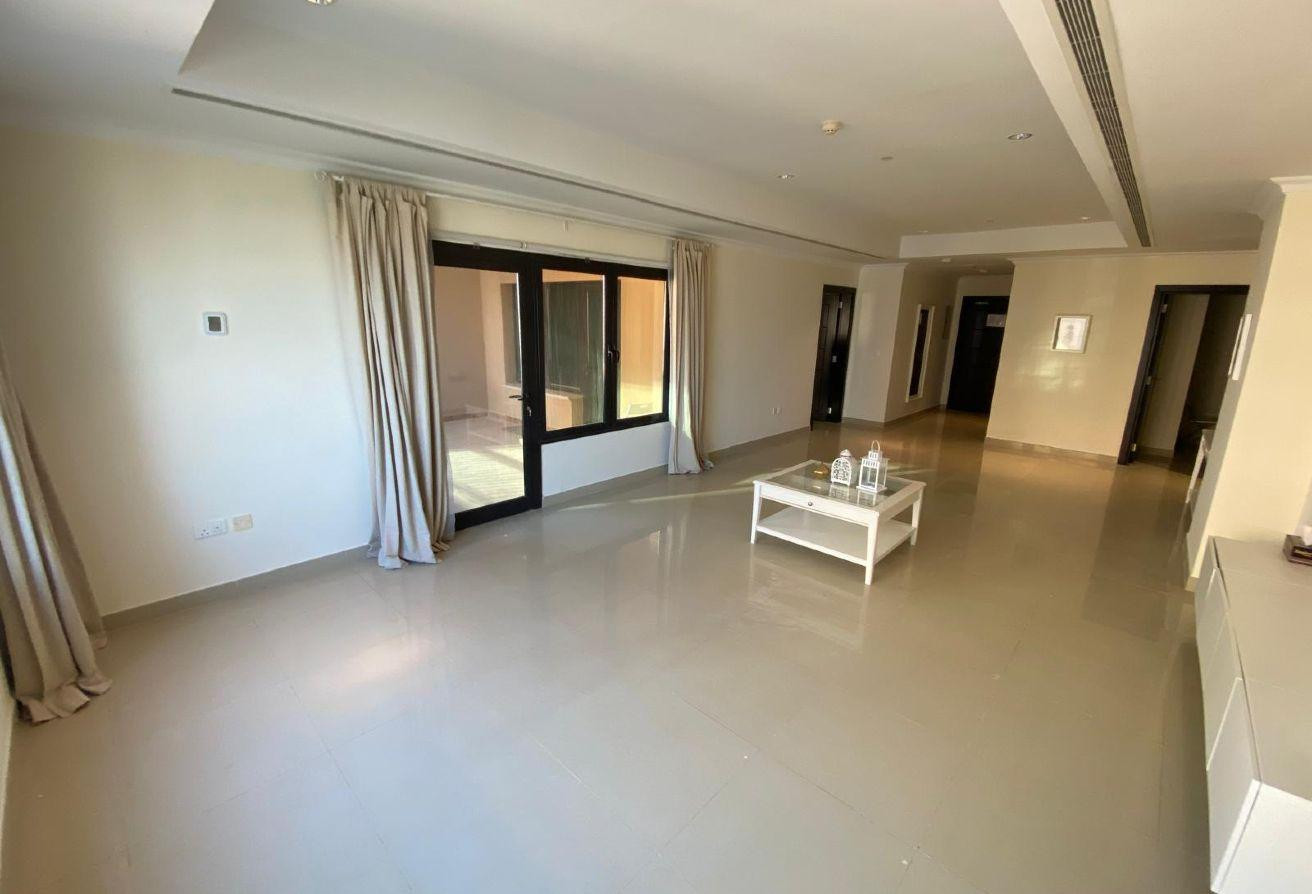 FOR SALE!AMAZING 1 BEDROOM+OFFICE-WITH TITLE DEEDS