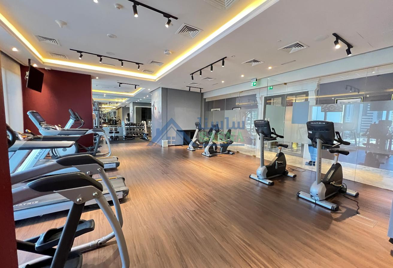 PRORATED 13 MONTH CONTRACT/LUXURY LIVING - Apartment in West Bay