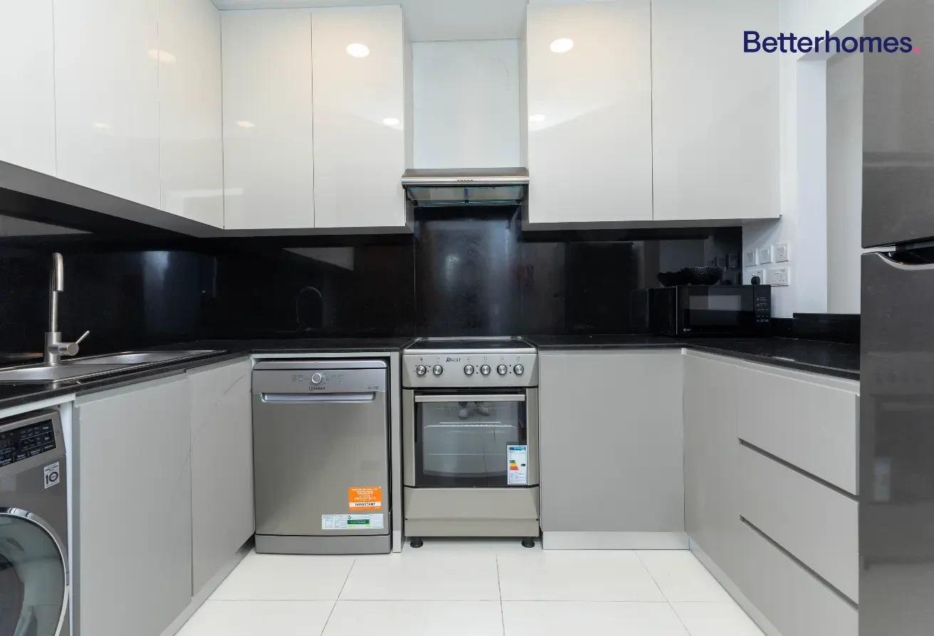 LUXURIOUS LIVING IN CITY | FULLY FURNISHED | 2BRS - Apartment in Al Waab Street