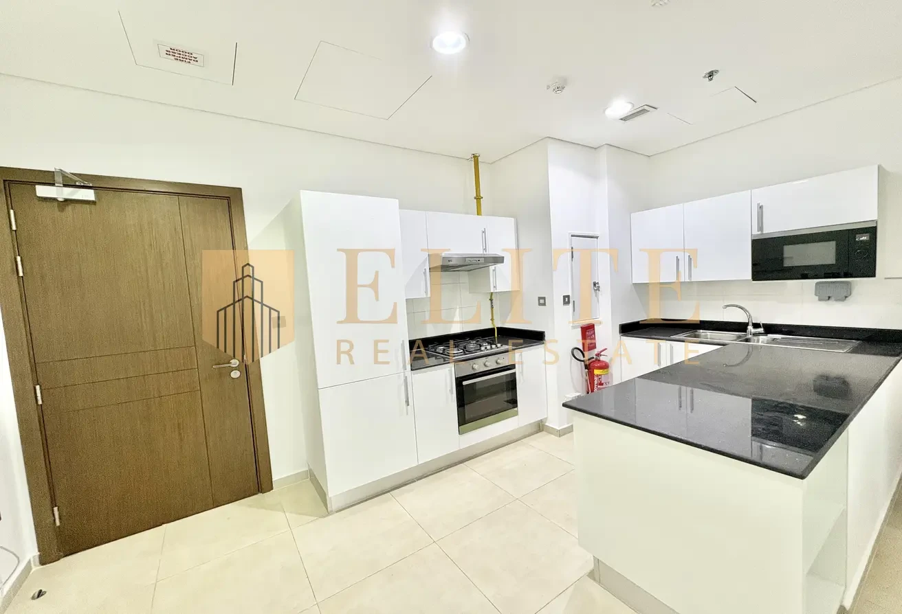 Luxury 2 BDR Apartment with Sea view/ALL BILLS IN - Apartment in Marina Residence 16