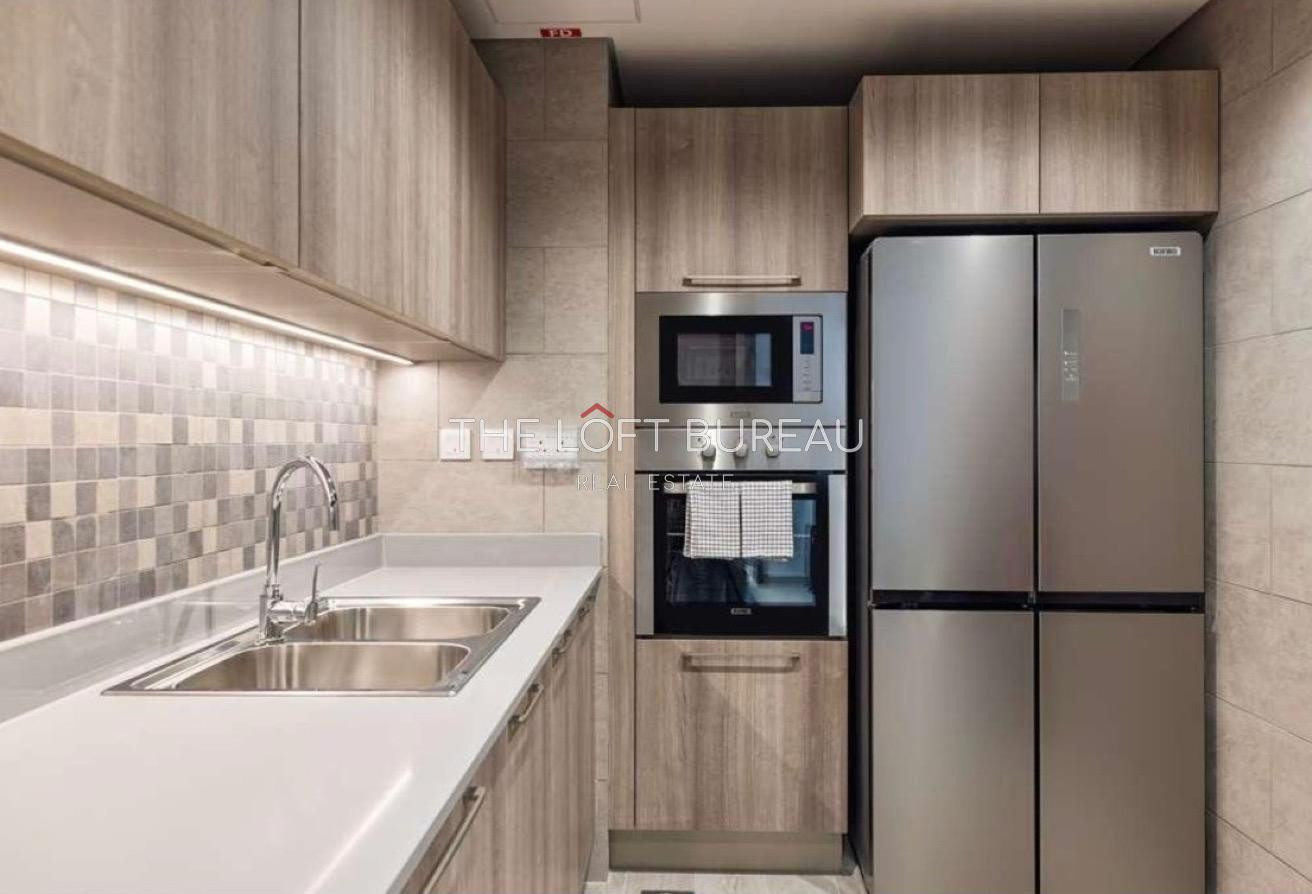 Elegant 2BR in Al Sadd | 5-Star Living Experience - Apartment in Al Sadd Road