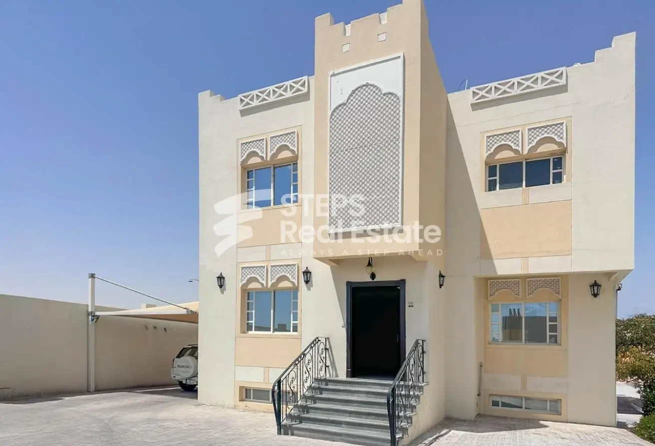 Spacious Villa with Maids Room and Basement - Villa in Al Waab Street