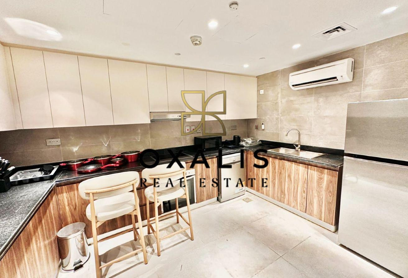BIG BALCONY | AMAZING 2 BHK FURNISHED | SEA VIEW