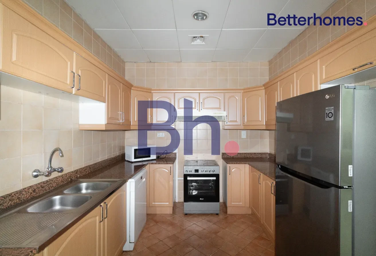 MODERN | 2 BEDROOMS | PRIME LOCATION - Apartment in West Bay