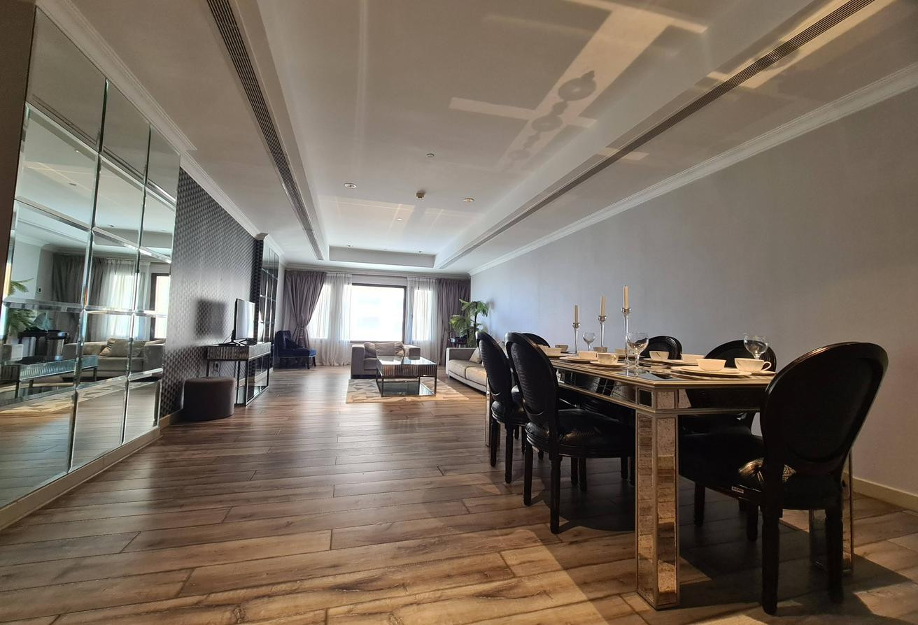 Stylish 1BHK+Office | Spacious as a 2BHK - Apartment in West Porto Drive
