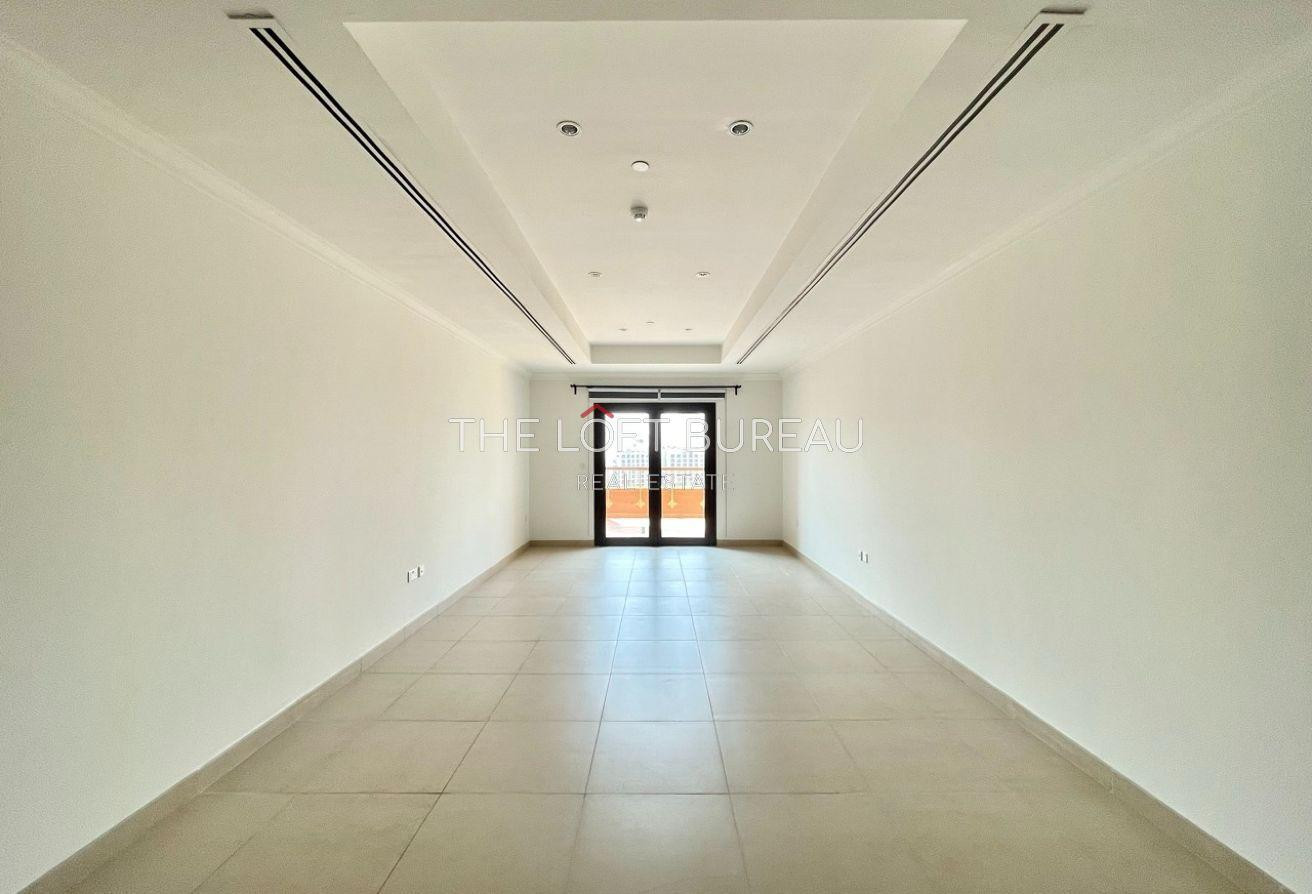 BEST PRICE I MARINA VIEW I BALCONY SPACIOUS STUDIO - Apartment in East Porto Drive