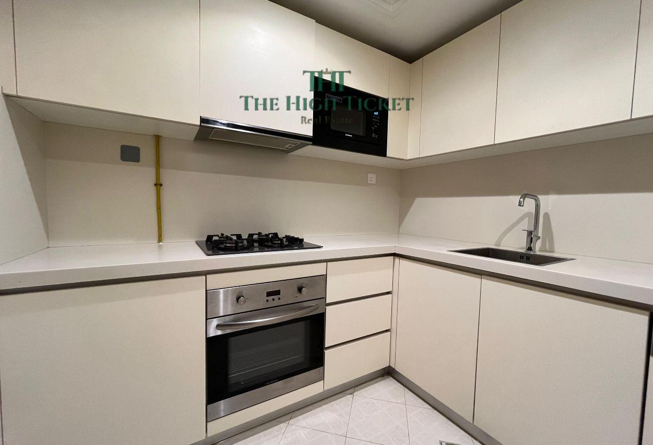 Cozy | 1BHK | SF | Pool and Gym - Apartment in Fox Hills South