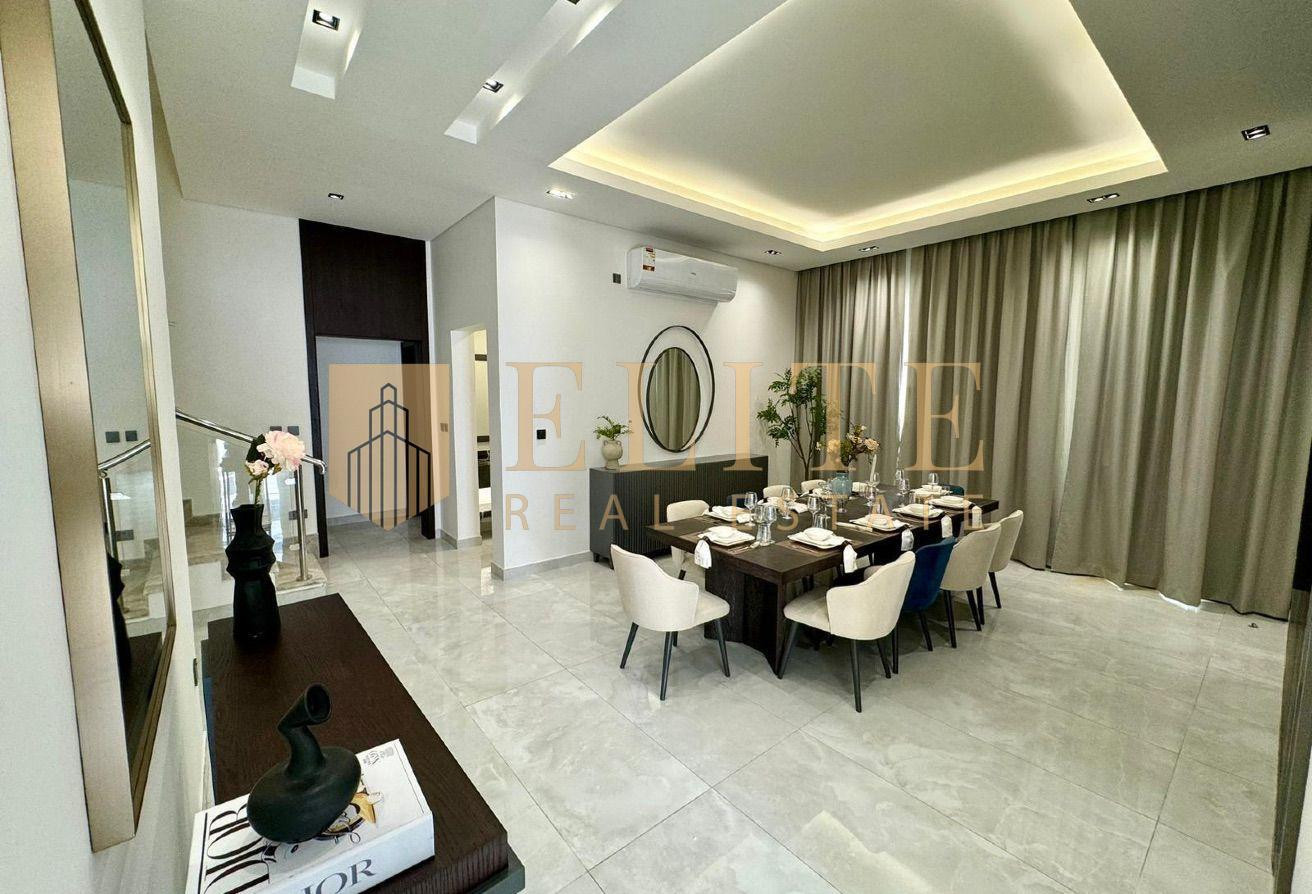 Signature 5-Bedroom Villa with Premium Finishes - Villa in Al Hadara Street