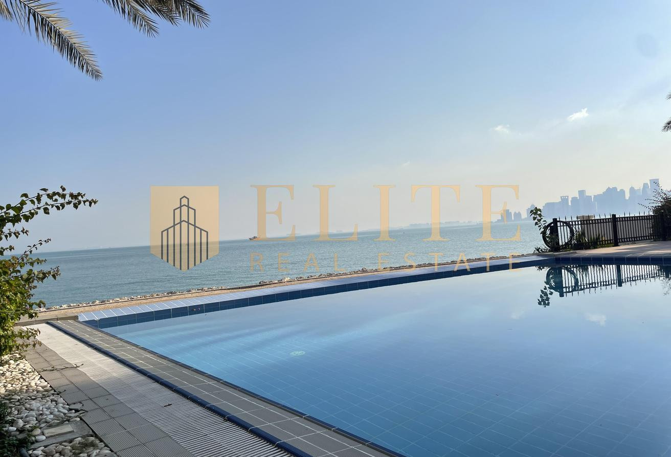 Luxurious standalone Villa Private Beach access - Villa in La Plage South