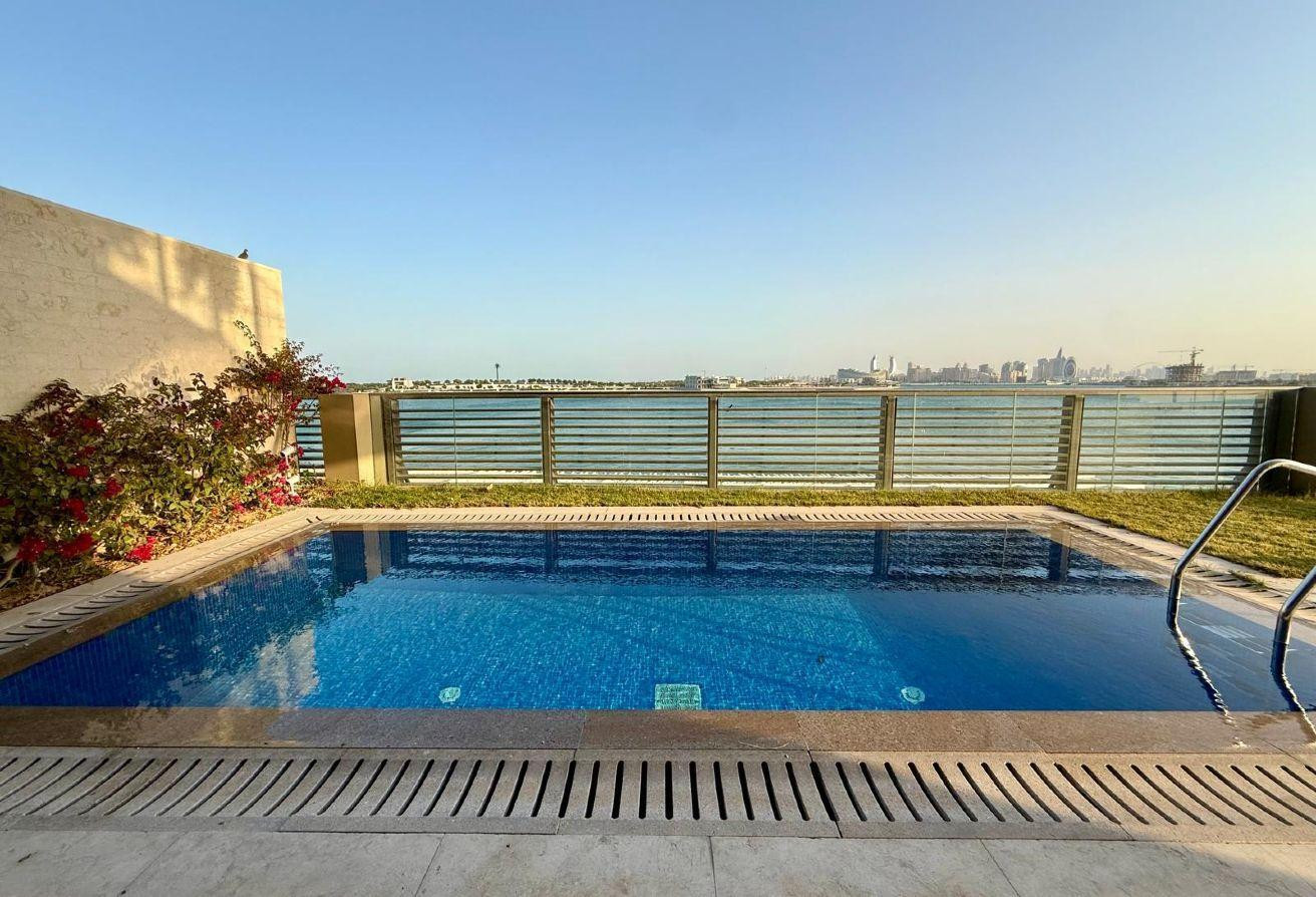 Semi Furnished - 3BEDROOMS+MAIDS - Private Pool - Apartment in Seef Lusail