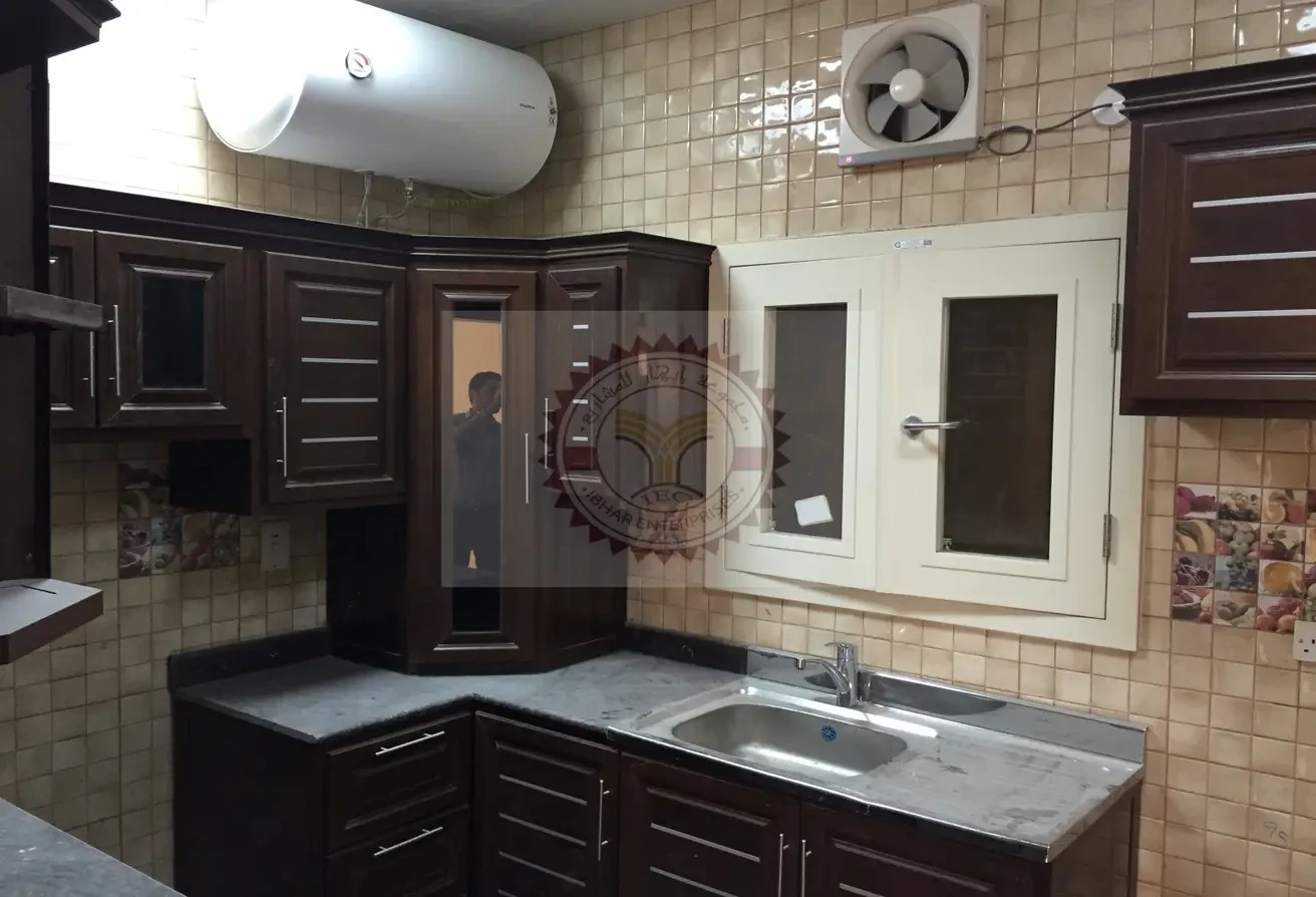 3bhk apartment only at 5500 in Mansoura - Apartment in Al Mansoura