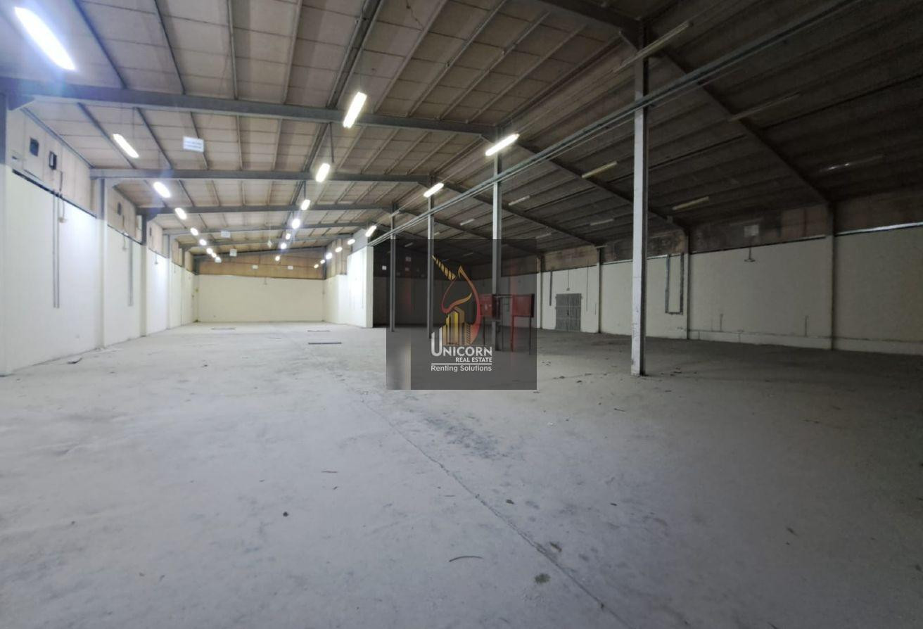 Carpentry Workshop for Rent in Industrial Area