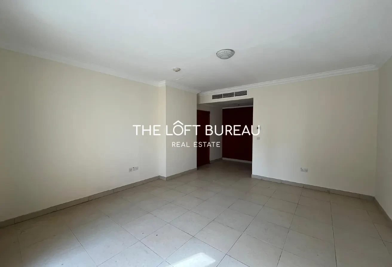 1 MONTH FREE || BALCONY || SF || WEST PORTO ARABIA - Apartment in West Porto Drive