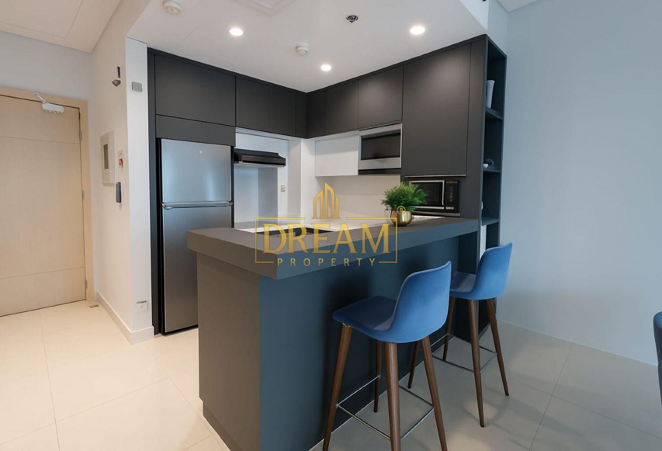 Balcony With Marina View | Premium 1 Bedroom - Apartment in Lusail Residence