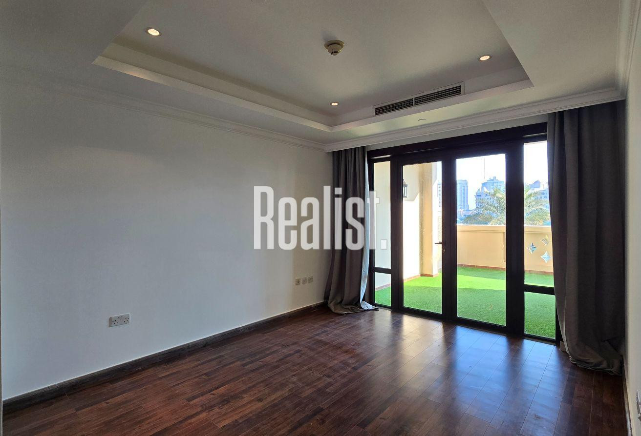 2BHK Marina View | Large Windows | Large Terrace