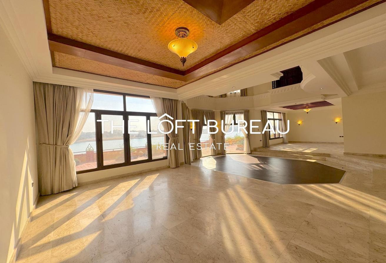 Luxury Sea View Villa with Private Garden Retreat - Villa in North Gate