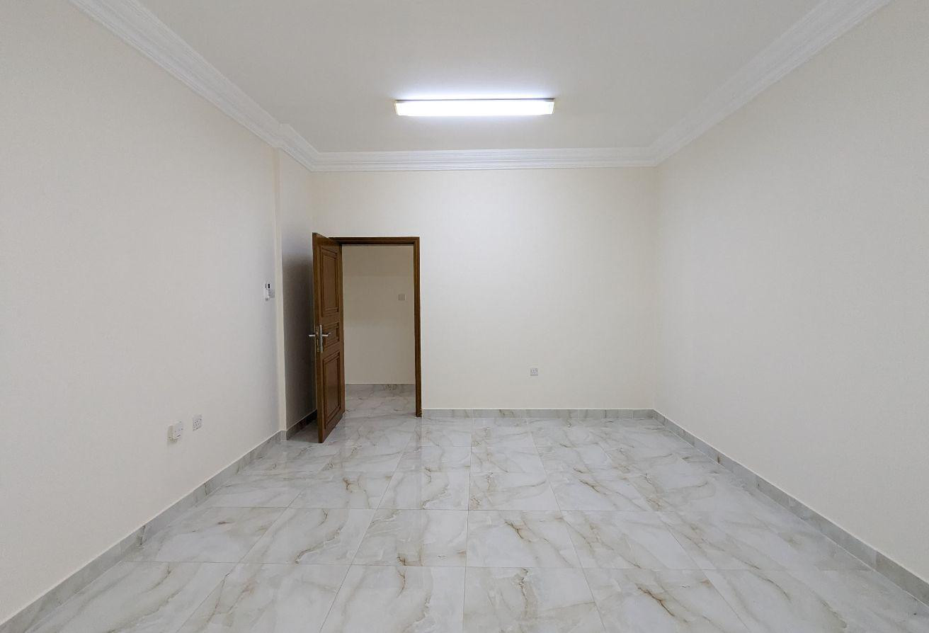 Very Spacious | 3BHK With balcony For family - Apartment in Najma 28