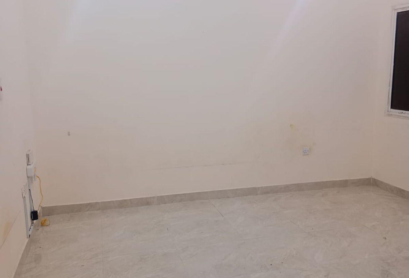 Two large rooms (or a room and a lounge) - Apartment in Al Kharaitiyat