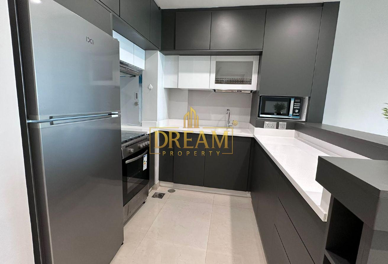 Balcony With Marina View | Premium 1 Bedroom - Apartment in Lusail Residence