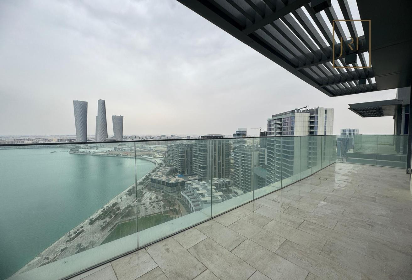 Luxury 3 Bedroom Penthouse with Sea View In Lusail - Penthouse in Lusail City