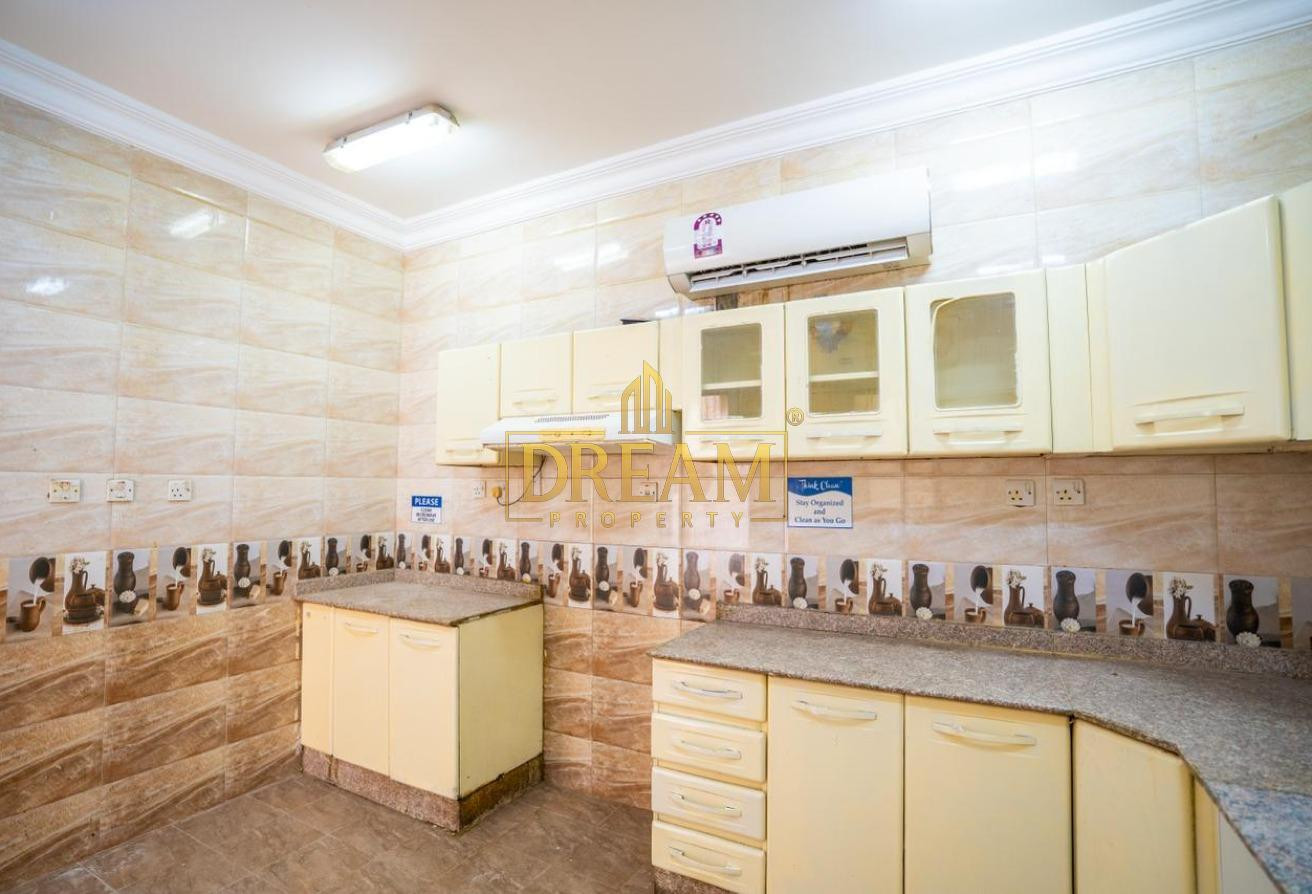 Private Entrance | 7 BHK Villa | Closed Kitchen - Apartment in Al Markhiya Street