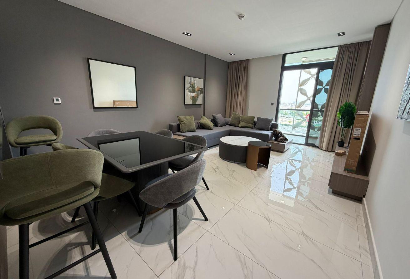 SEA VIEW MODERN 1 BHK APARTMENT FULLY FURNISHED