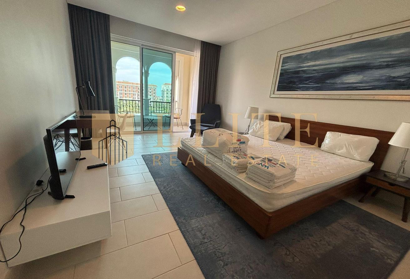 SPACIOUS | 1 BEDROOM | SF | BEACH ACCESS
