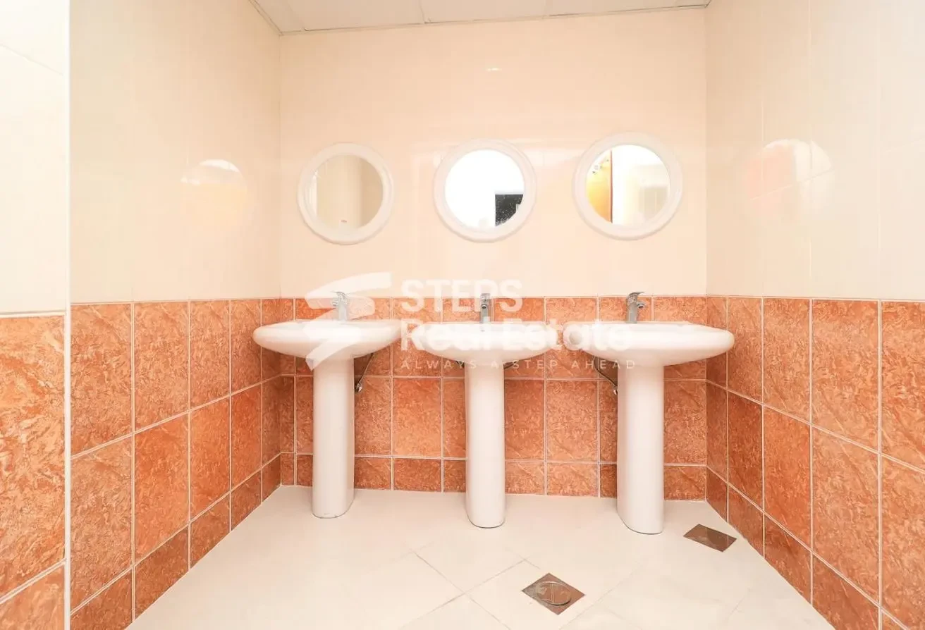 Furnished 18 Rooms for Staff for Rent in Al Khor - Labor Camp in Al Khor