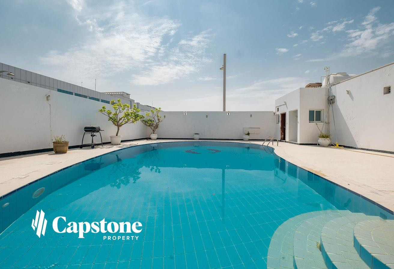 STYLISH AND MODERN 5 BHK FAMILY VILLA | SF