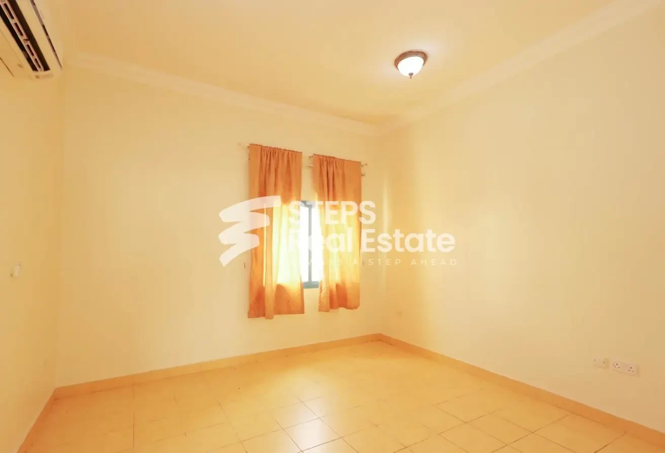 Semi Furnished Villa for Rent with Maid&#39;s room - Villa in Al Maamoura