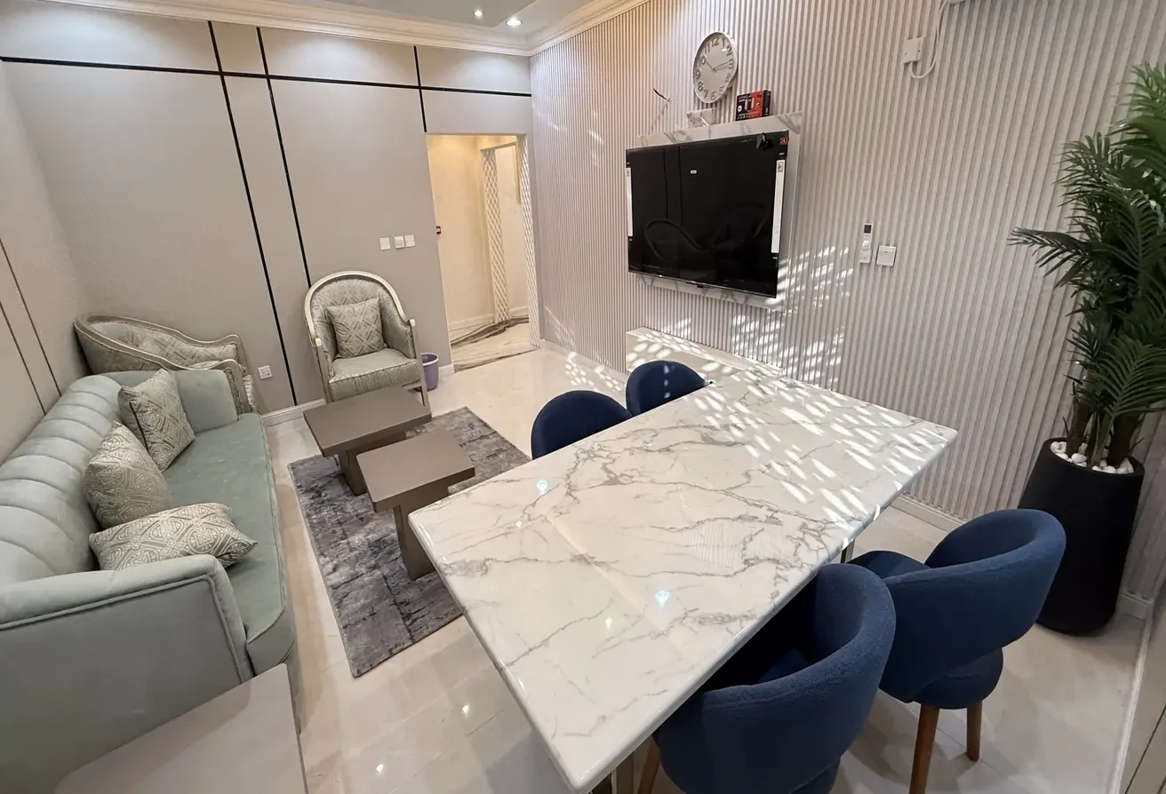 SPACIOUS 2 BHK APARTMENT 1 MONTH FREE NEAR METRO!! - Apartment in Salaja Street