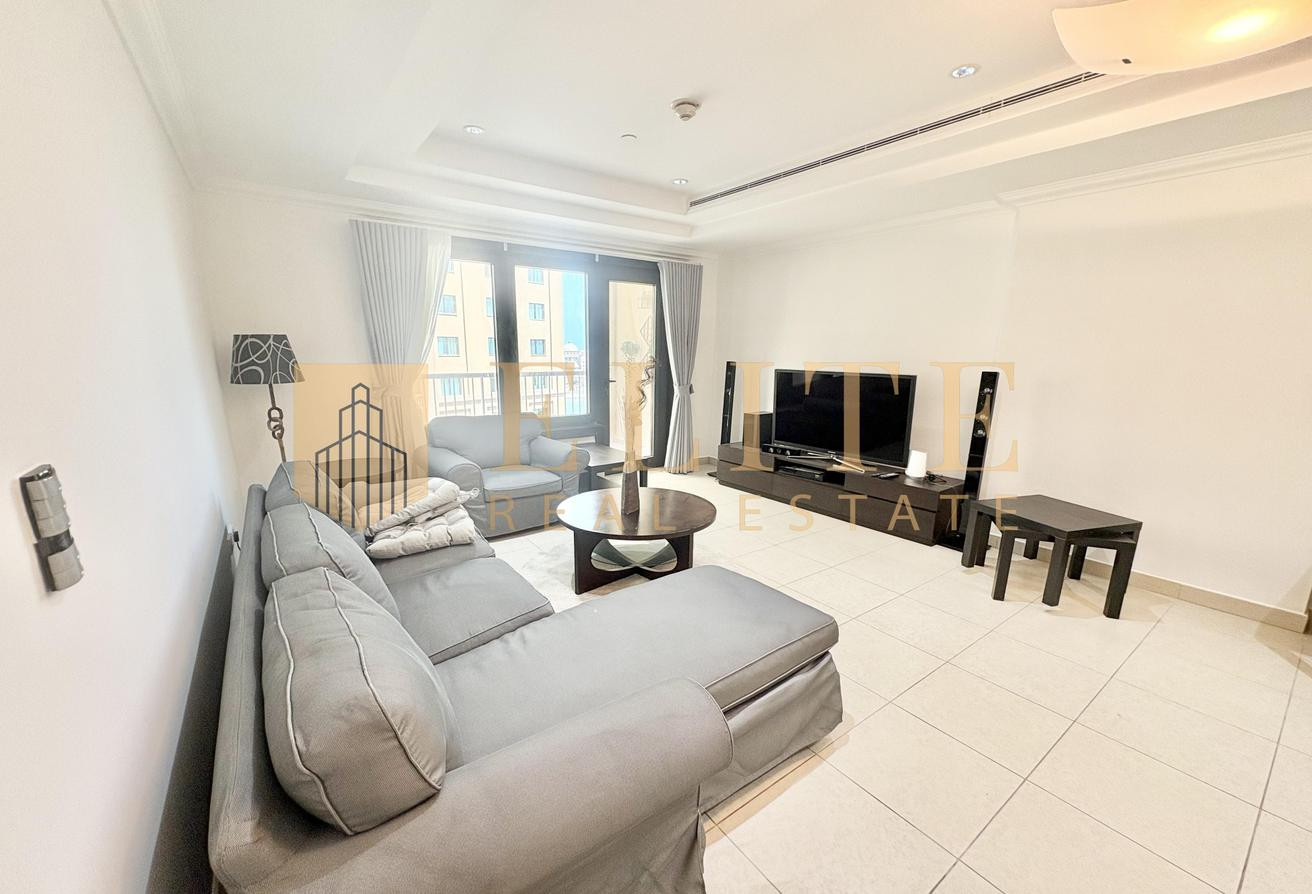 Sea view renovated 1BDR apartment / all bills in - Apartment in East Porto Drive