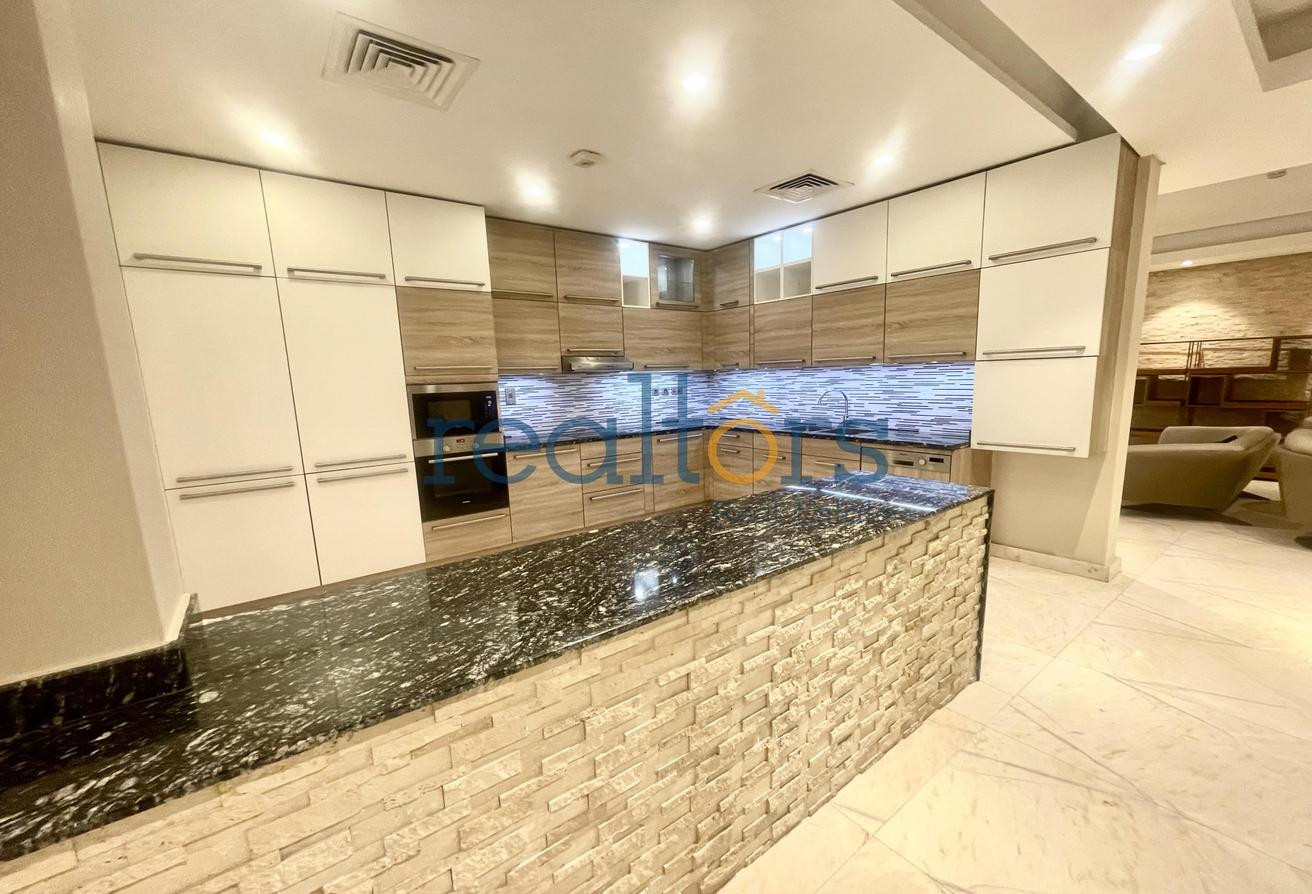Luxurious| Modern | FF 4BR +Maid Villa | Compound - Villa in Mamoura 18